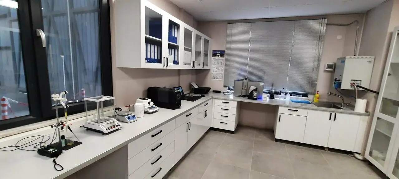 The KHN Minerals laboratory